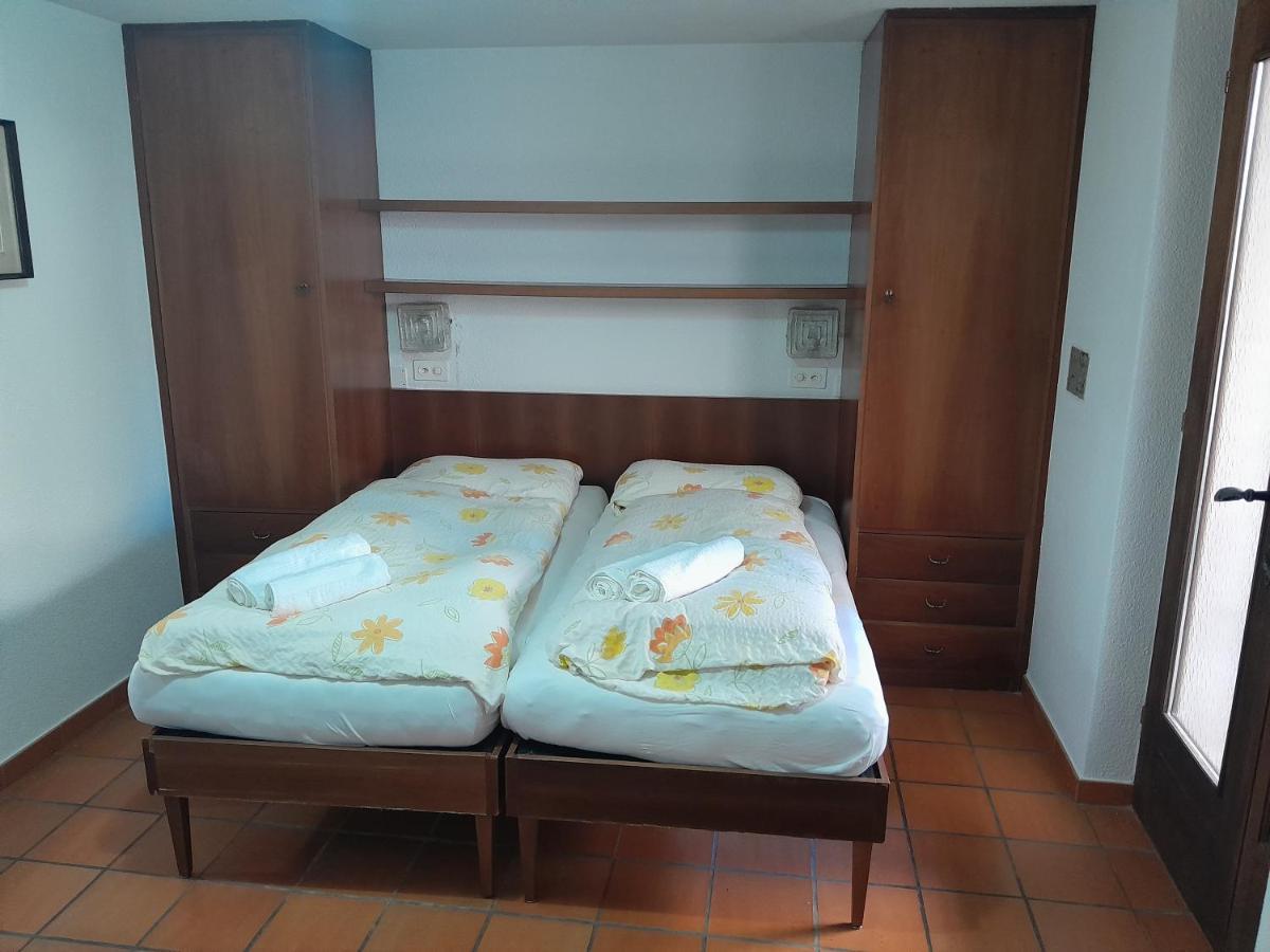 Hotel Pensione Serena Purasca Buitenkant foto